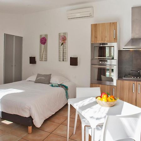 Amarylis A Calvi Location 2 Pers Avec Clim Jardin Piscine Et Barbecue Villa Kültér fotó